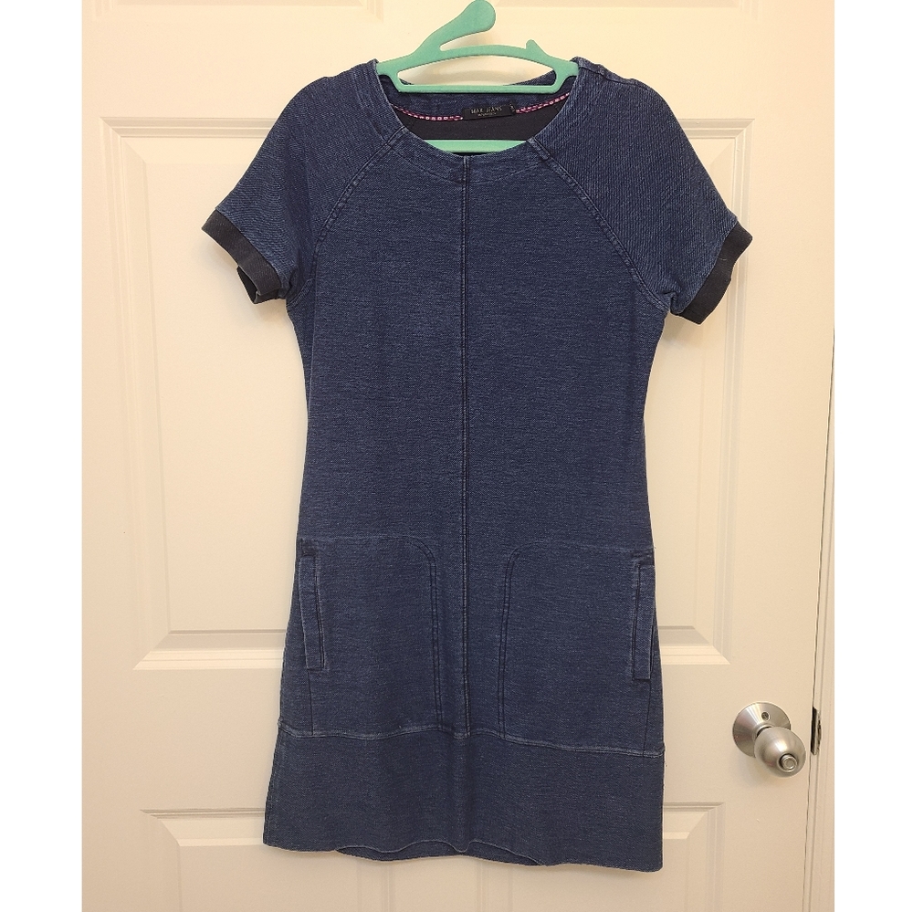 Women dress